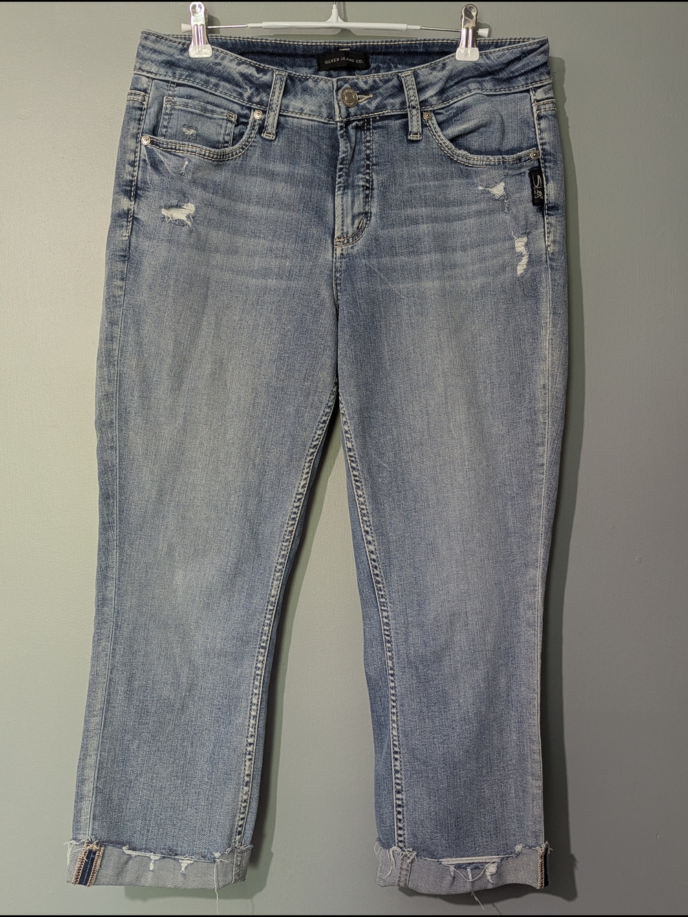 Silver Jeans Co. Women's Suki Mid-rise Capri Jeans Light Wash Rolled Cuffs